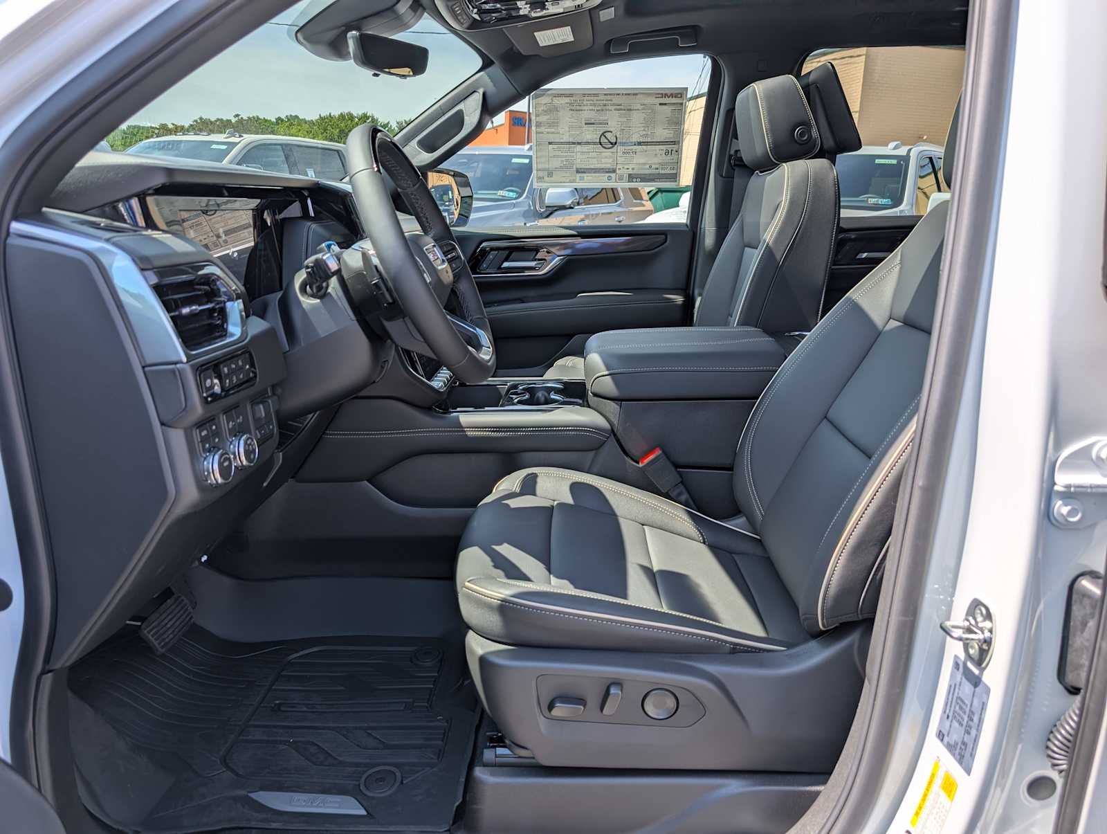 2026 GMC Yukon XL Elevation - Photo 4