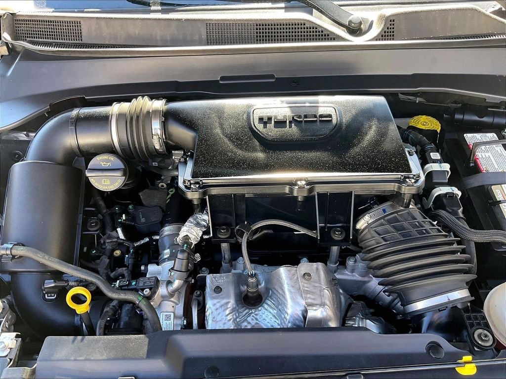 Used 2024 Gray Jeep Limited image 29