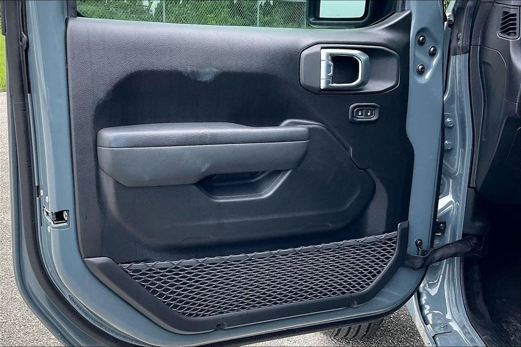 New 2026 Jeep Wrangler Sport 4D Sport Utility