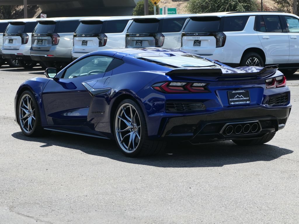 New 2027 Admiral Blue Metallic Chevrolet 2LT image 8