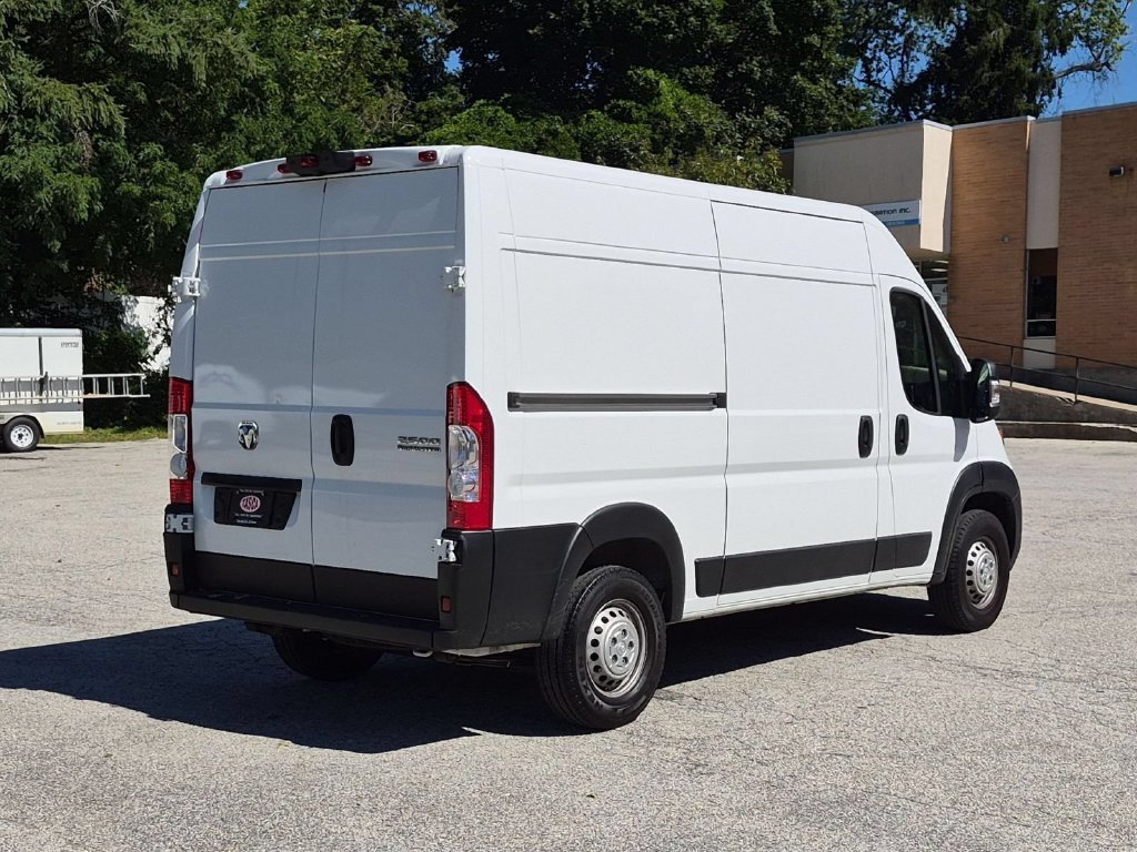 Used 2025 White Ram High Roof image 3
