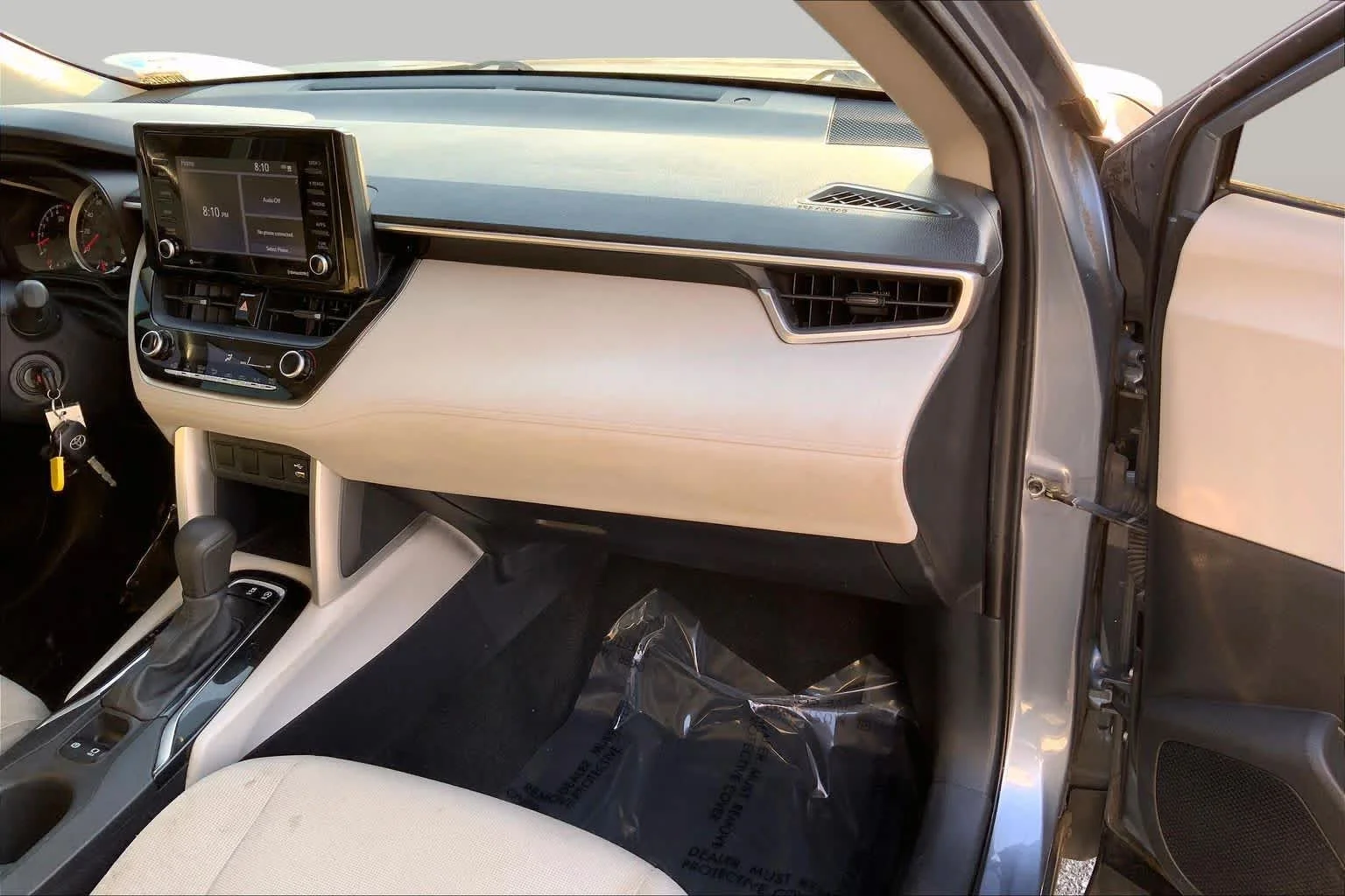 Used 2022 Celestite Toyota L image 18