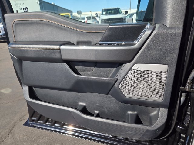 Used 2023  Ford Tremor image 13