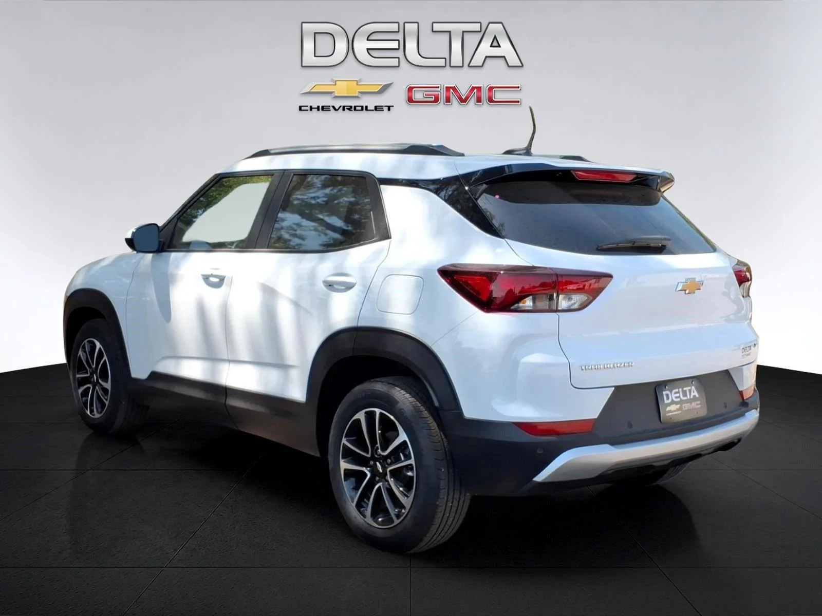 New 2026 Summit White Chevrolet LT image 3