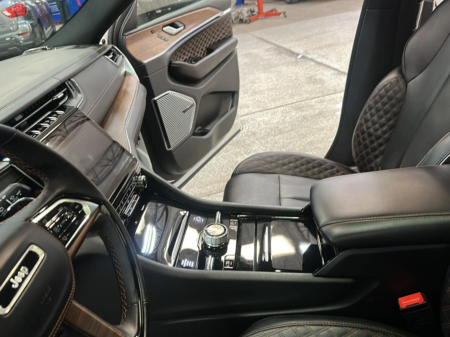 Used 2023 Bright White Clearcoat Jeep Summit image 26