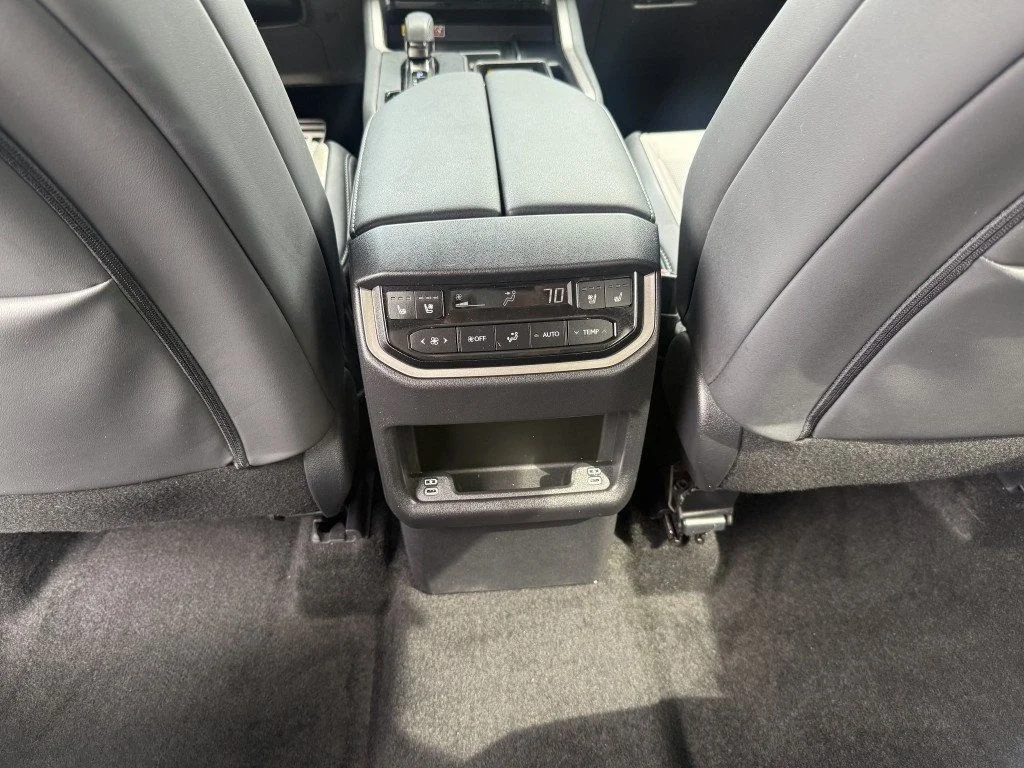 Used 2026 Incognito Lexus TX 500h F SPORT Performance Luxury AWD image 26