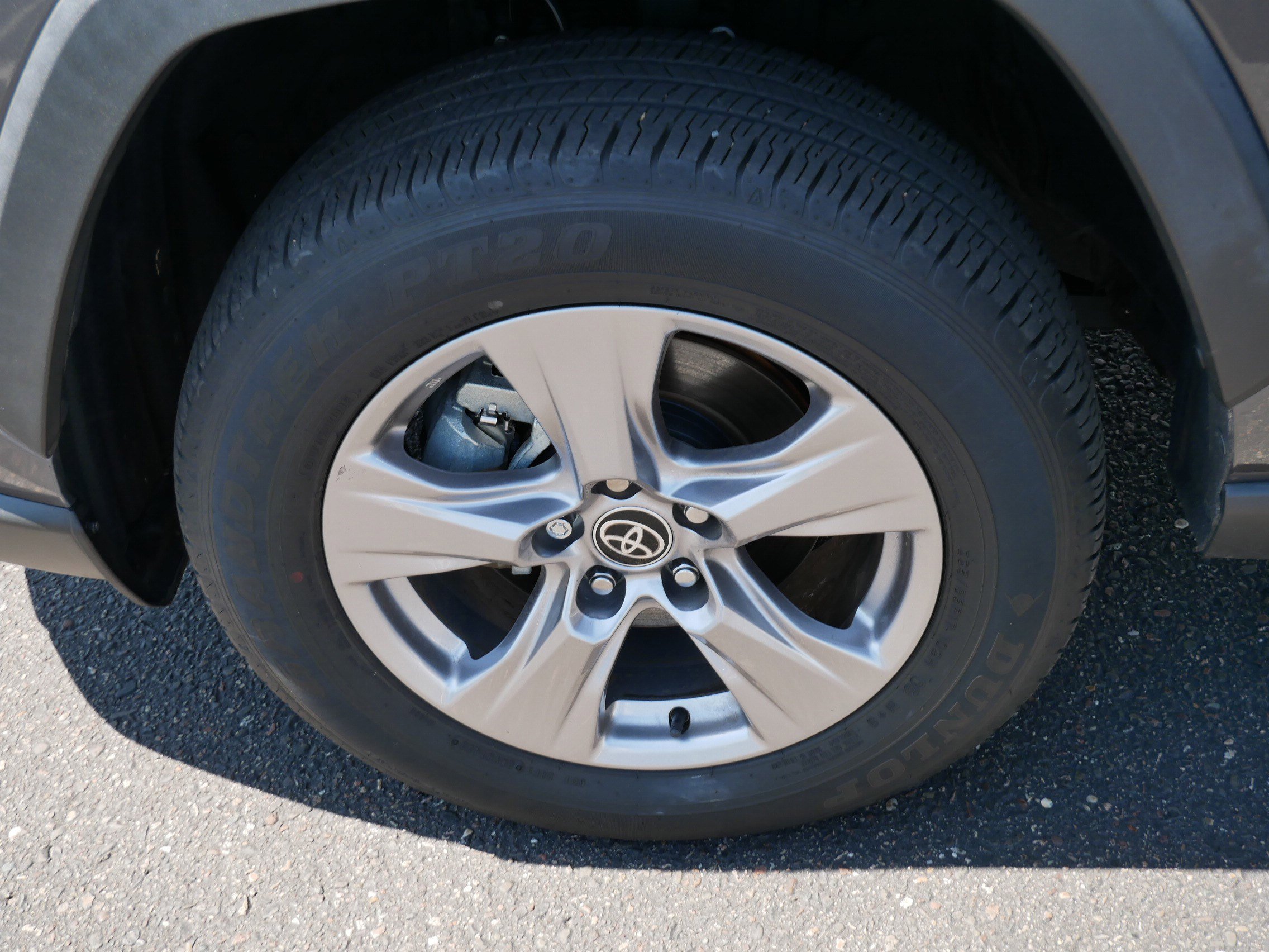 Used 2022 MAGNETIC GRAY M Toyota XLE image 15