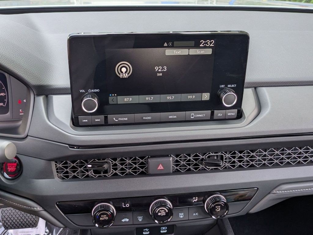 2025 Honda Accord LX - Photo 11