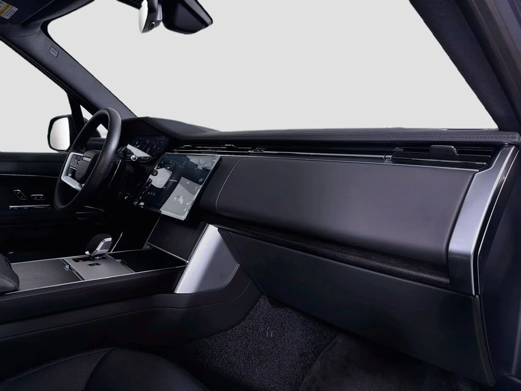 New 2026 Varesine Blue Land Rover SE 7 Seats image 31