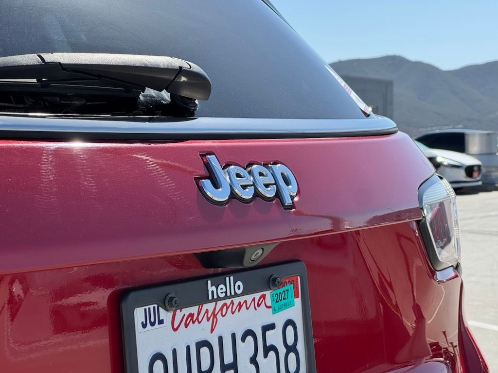 Used 2020 Red Line Jeep Latitude image 23