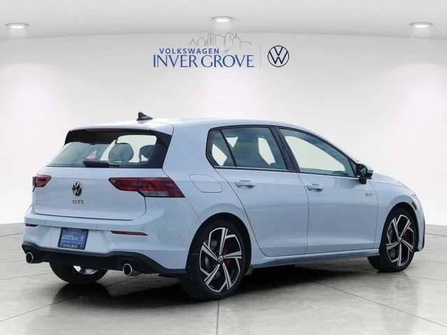 New 2026 White/off-white Volkswagen 2.0T SE image 3