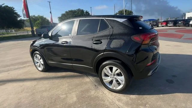 Used 2025 Ebony Twilight Metallic Buick Preferred image 6