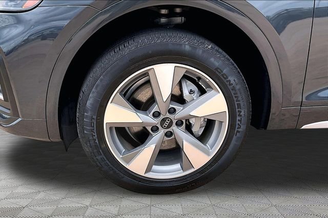 Used 2023 Gray Audi 40 Premium Plus image 8