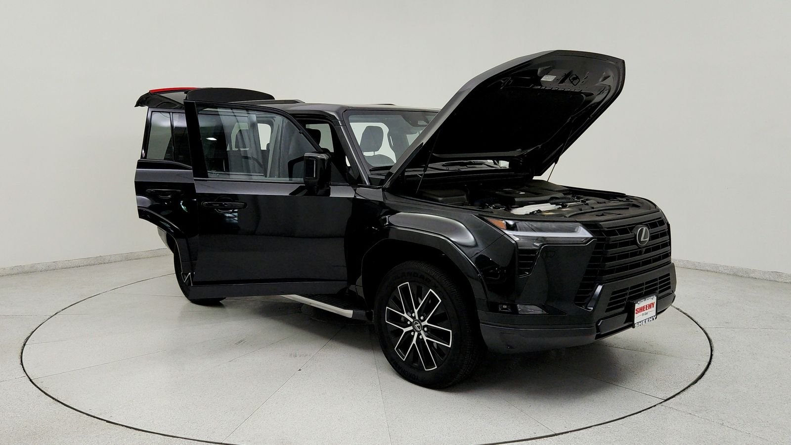 Used 2025 Black Lexus 550 Premium+ image 11