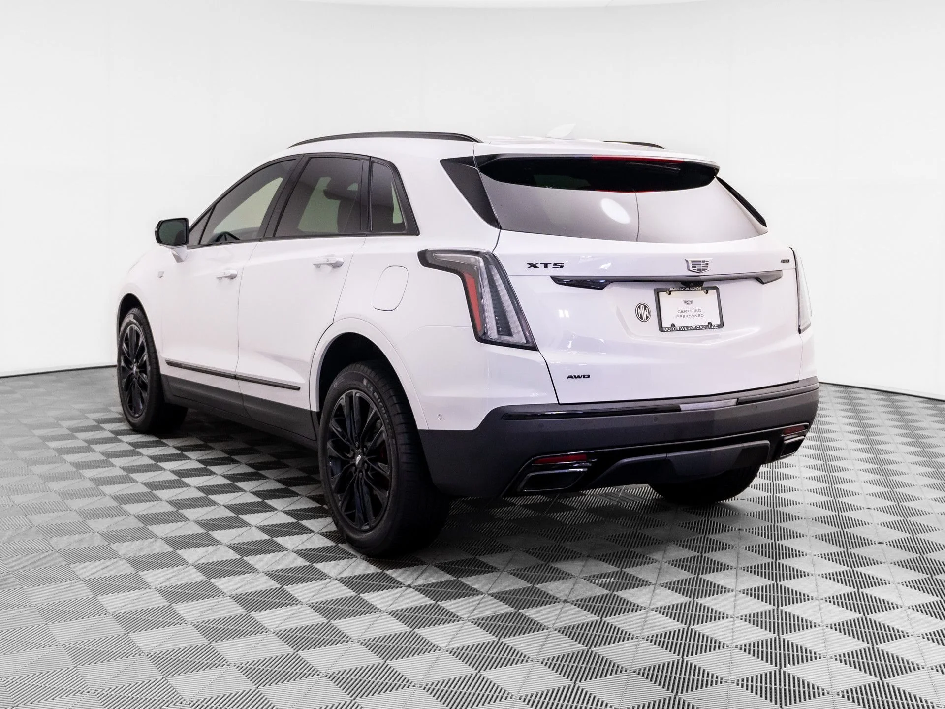 Used 2026 White Cadillac Sport image 3