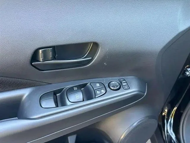 2025 Nissan KICKS PLAY Base - Photo 9