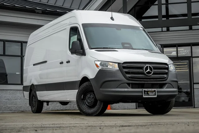 2026 Mercedes-Benz Sprinter 2500 Cargo 170 WB
