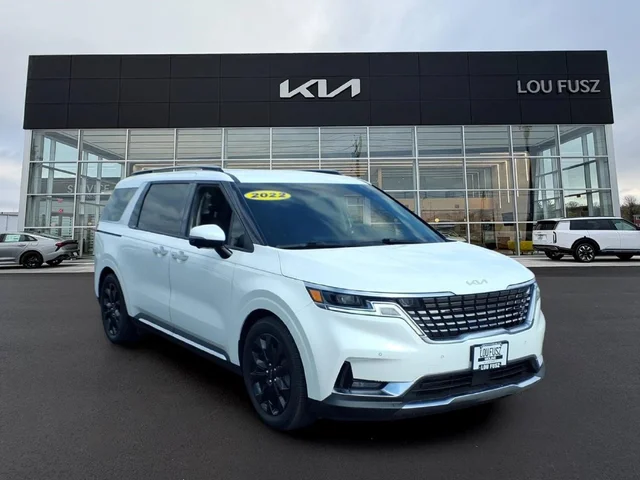 2022 Kia Carnival SX