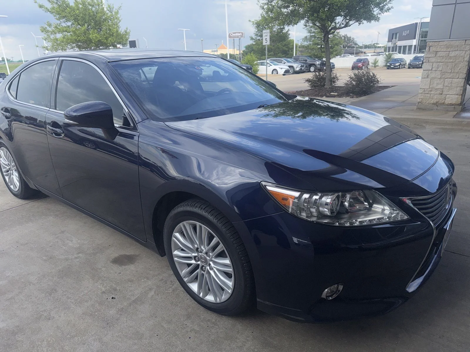 Used 2014 Blue Lexus 350 image 18