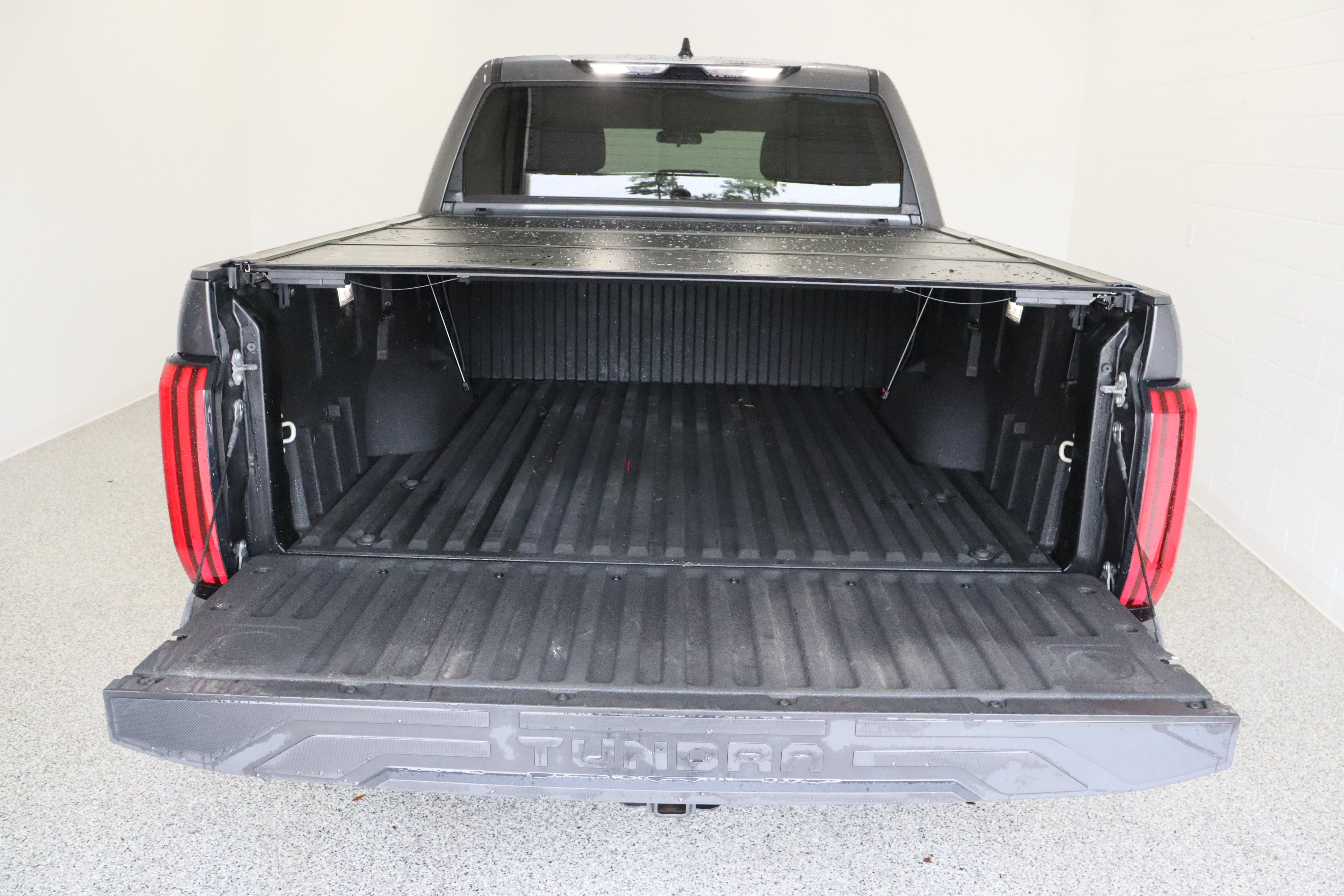 Used 2022 Magnetic Gray Metallic Toyota SR5 3.4T image 32