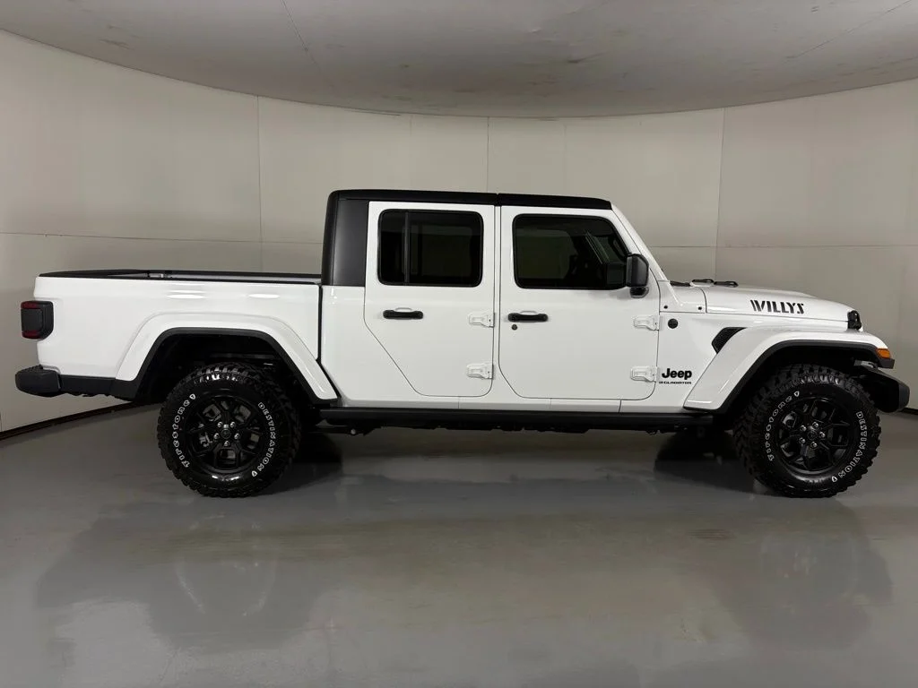 New 2026 White Jeep Willys image 9