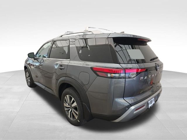 2025 Nissan Pathfinder SL photo 4