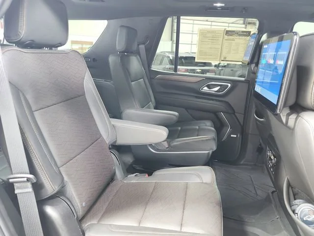 Used 2023 Iridescent Pearl Tricoat Chevrolet High Country image 48
