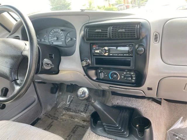 Used 1997 Black Ford  image 15