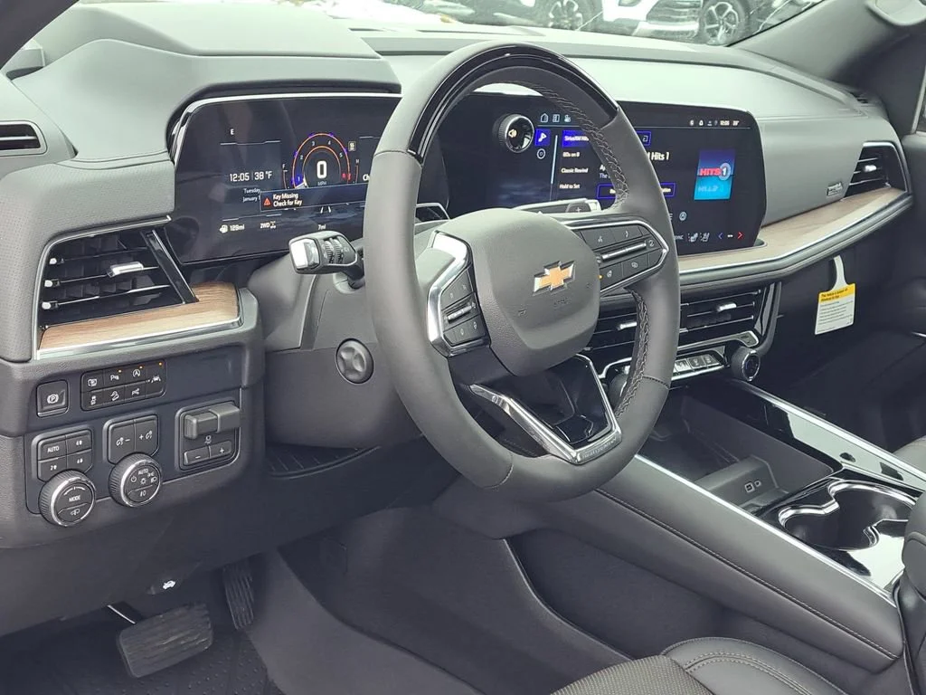 2026 Chevrolet Suburban High Country - Photo 8