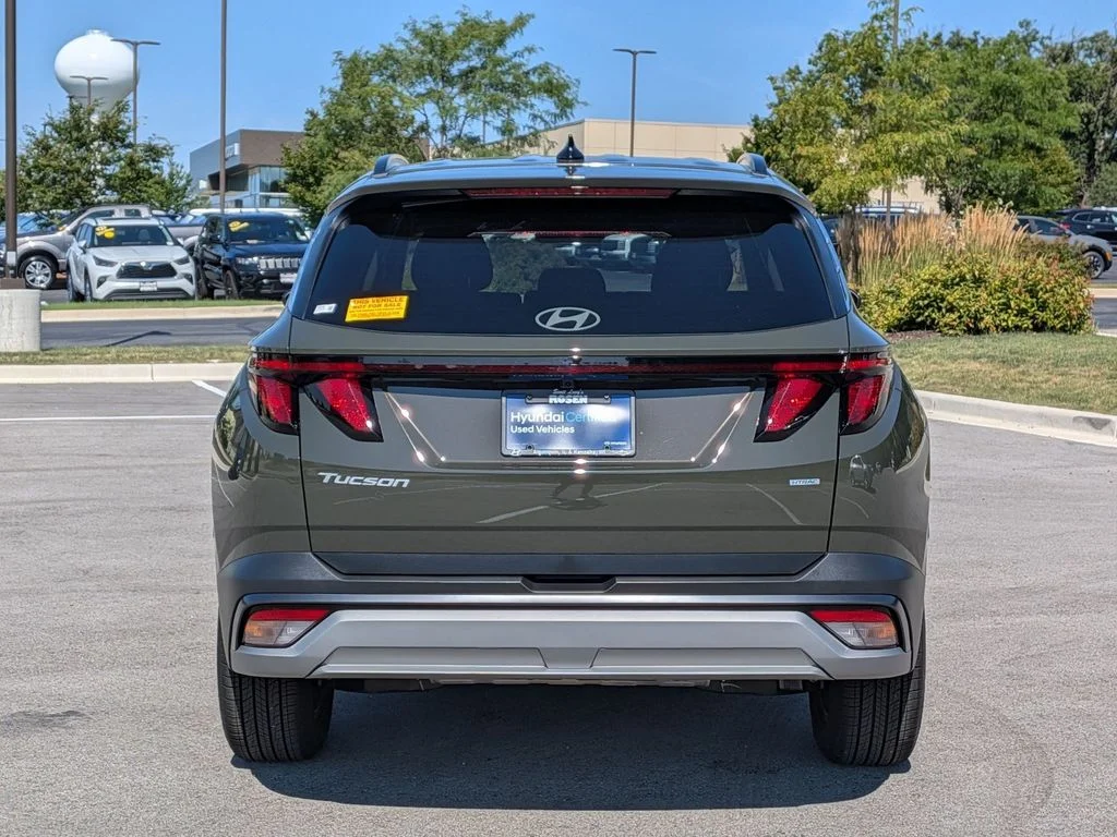 Used 2026 Green Hyundai SEL image 6