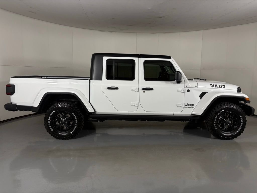 New 2026 Bright White Clear-Coat Exterior Paint Jeep Willys image 9
