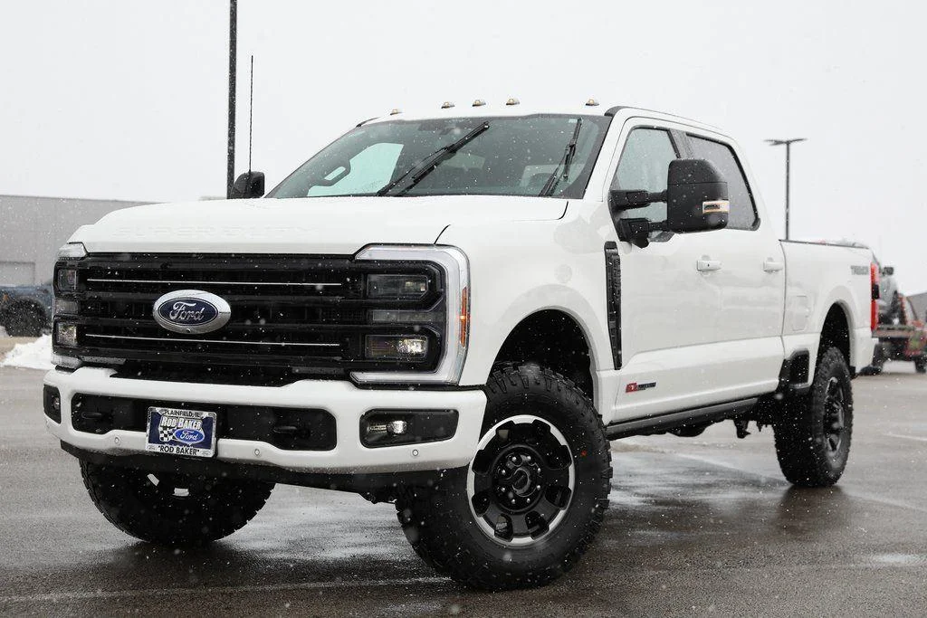New 2026 Star White Metallic Tri-Coat Ford F-250® Platinum® image 6