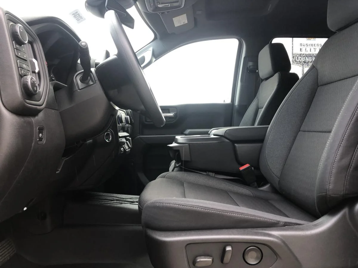 New 2026 Grey Chevrolet 4wd Crew Cab 147 image 10