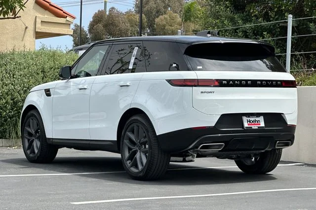 New 2026 Fuji White Land Rover SE image 3