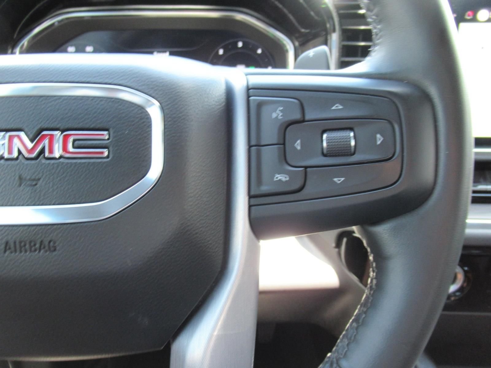 Used 2023 Black GMC SLT image 24