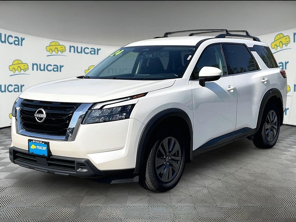 Used 2024 Pearl White Tricoat Nissan SV image 3