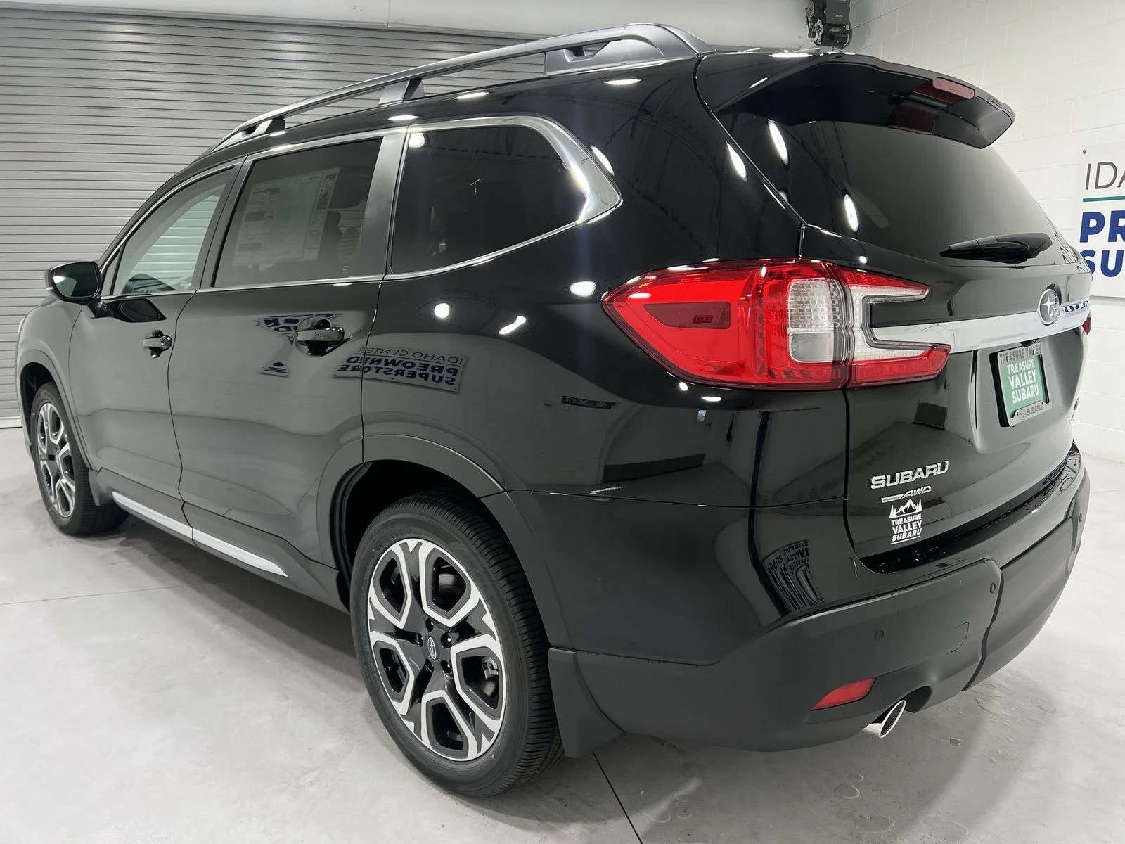 2026 Subaru Ascent Limited - Photo 6