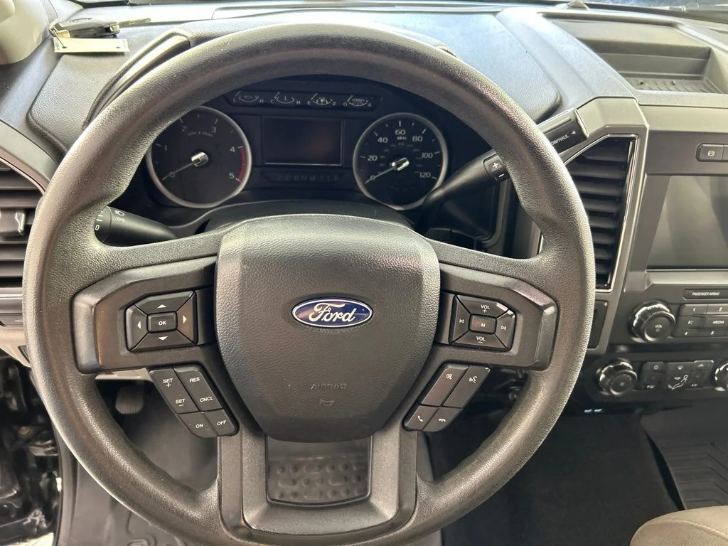 Used 2019  Ford XLT image 10