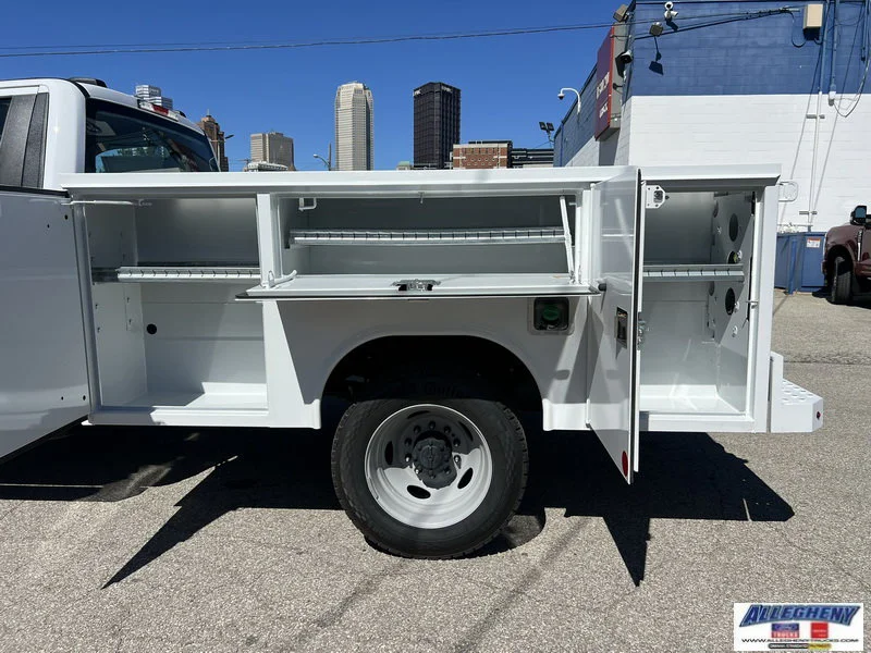 New 2026 Oxford White Ford XL image 9