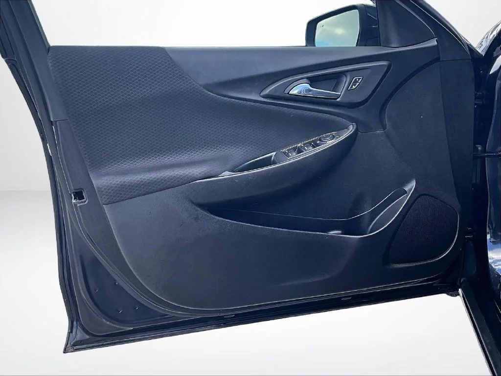 Used 2023 Gray Chevrolet LT image 24