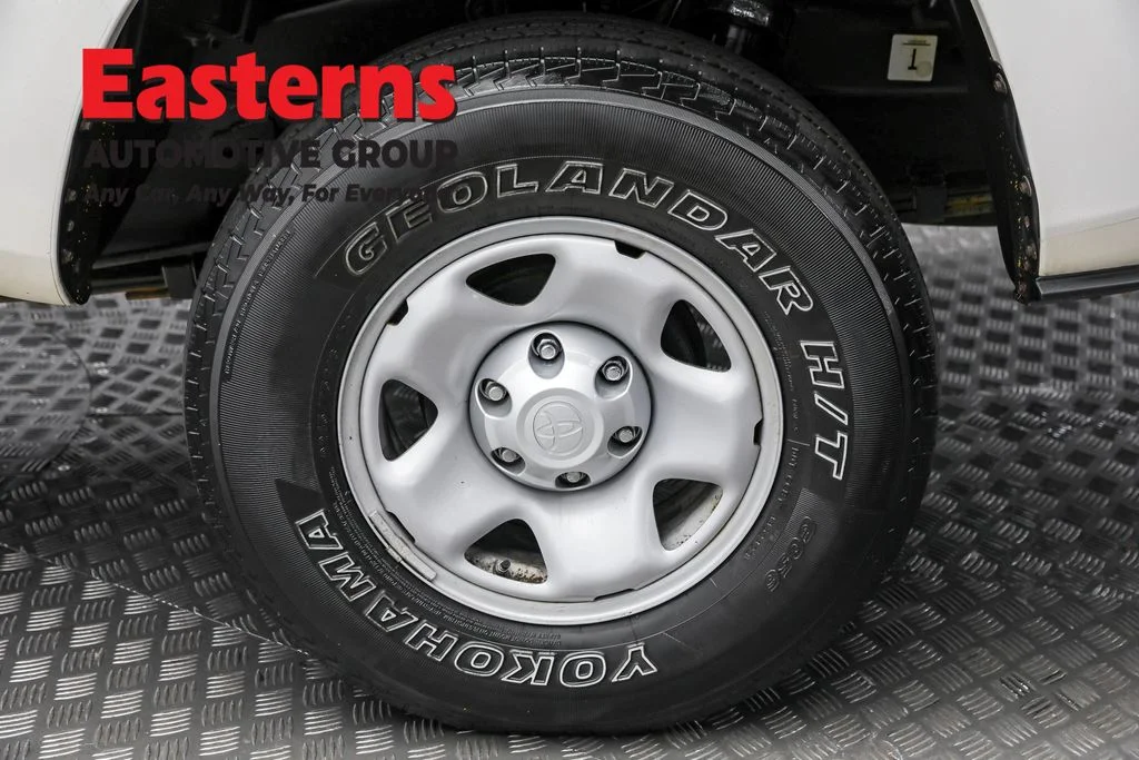 Used 2019 White Toyota SR image 8