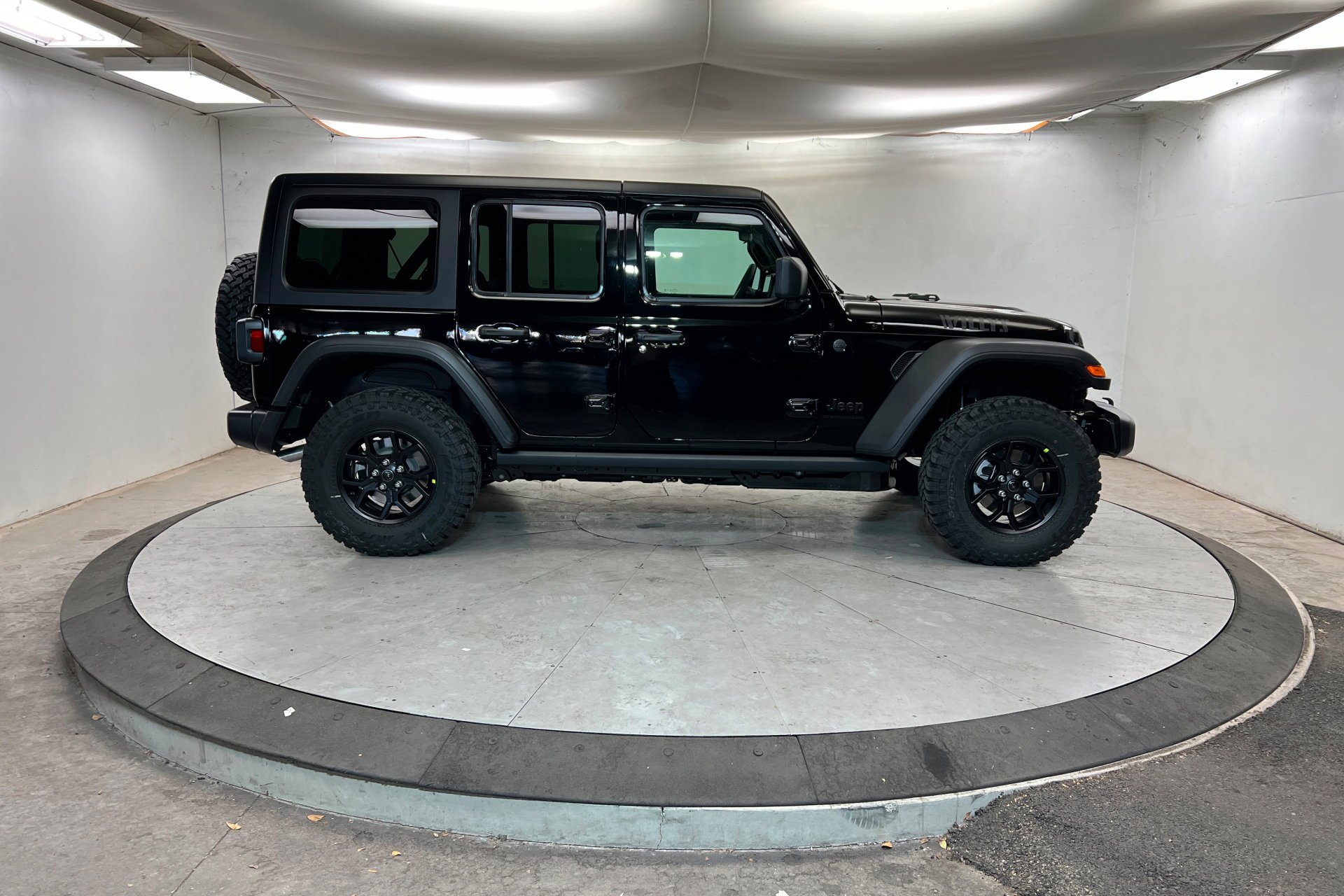 New 2026 Black Clear-Coat Exterior Paint Jeep Willys image 7