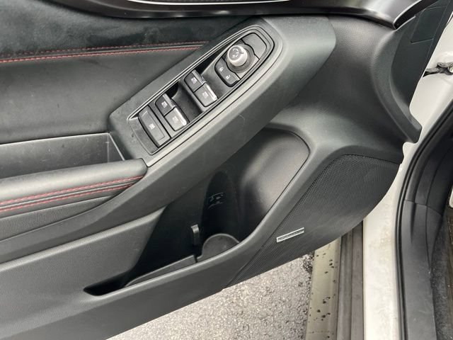 Used 2022 White Subaru GT image 9