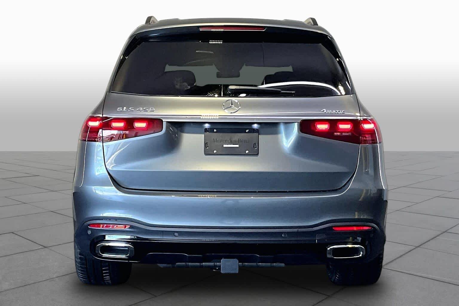 New 2026 Selenite Grey Metallic Mercedes-Benz GLS 450 image 4