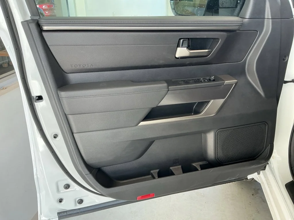 2026 Toyota Tundra SR5 - Photo 10