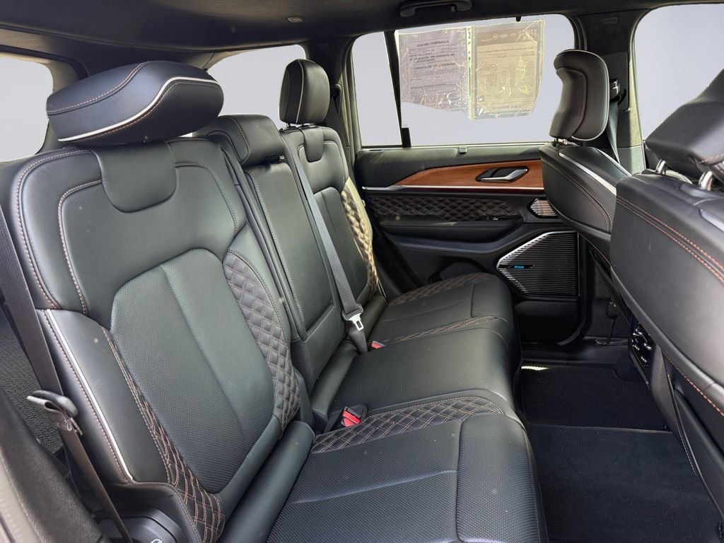Used 2023 Gray Jeep Summit Reserve 4xe image 19