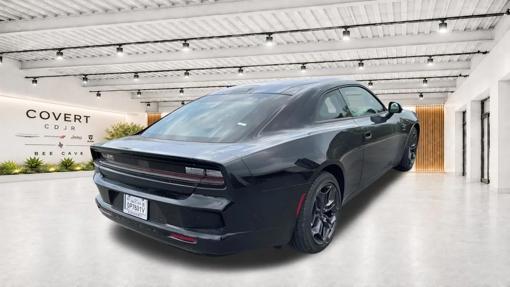 2025 Dodge Charger Daytona R/T - Photo 12