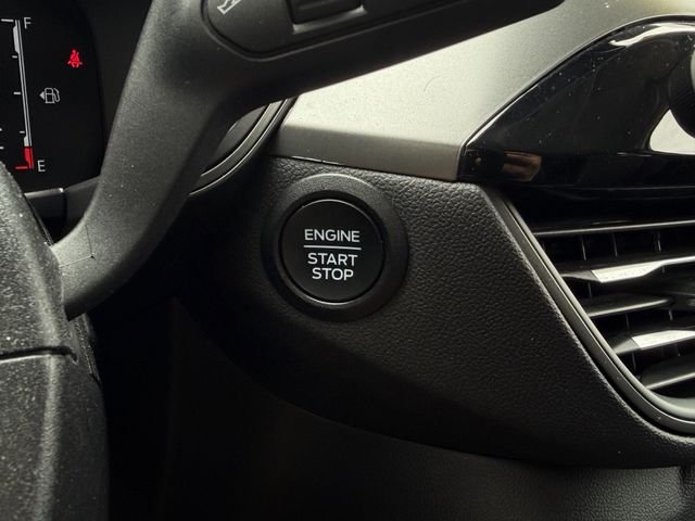 Used 2024 White Ford Active image 24