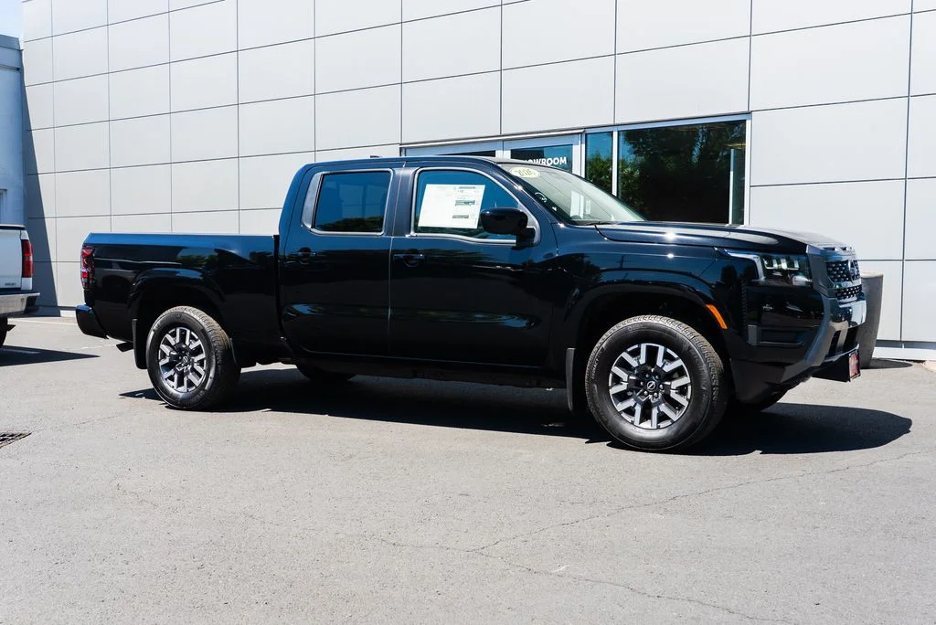 New 2026 Super Black Nissan Crew Cab SV Long Bed image 30