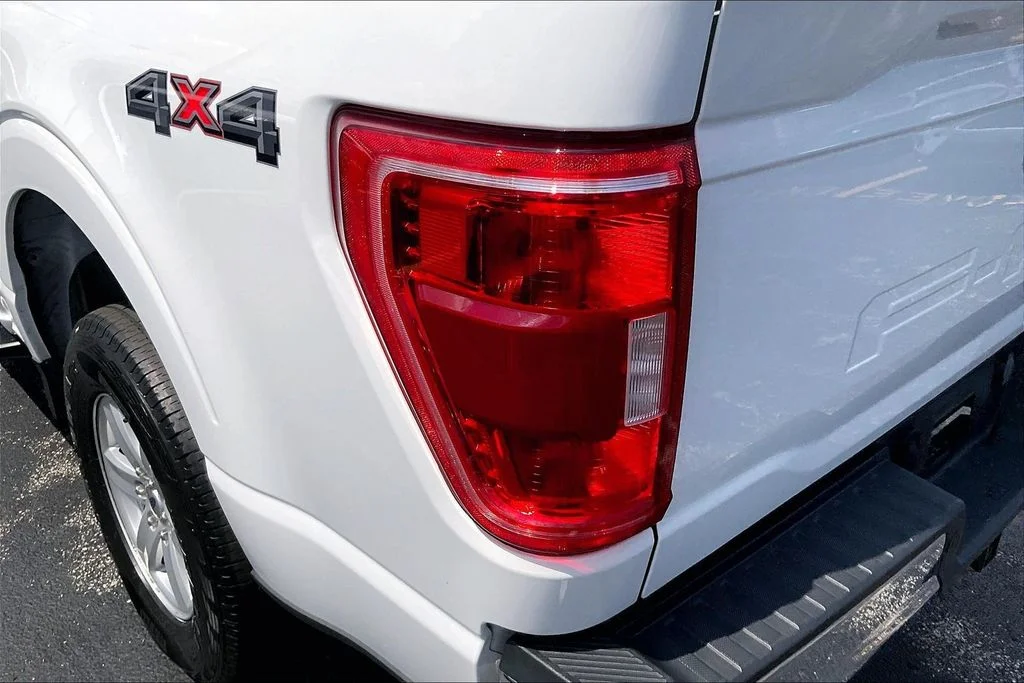 Used 2023 White Ford XLT image 29